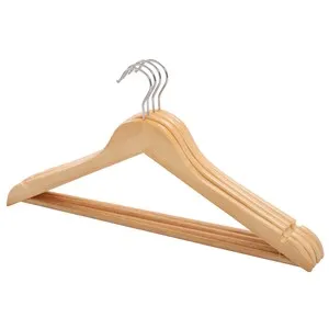 Perchas triangulares de madera ACTUEL.