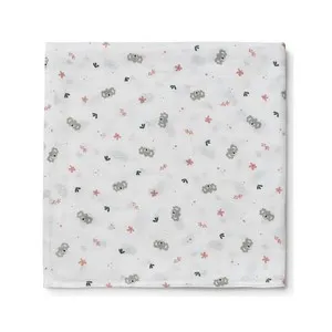 Pañan de tela, diseño koala, color blanco, INTERBABY.