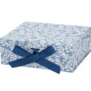 Caja de regalo rectangular tamaño M, 3 diseños surtidos, AUCHAN.