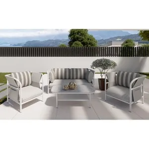 Conjunto de 4 piezas de aluminio Montecarlo, acabado en beige, KACTUS REPUBLIC.