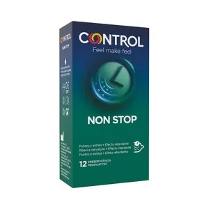 CONTROL Non stop Preservativos lubricados con puntos y estrías y efecto retardante 12 uds.
