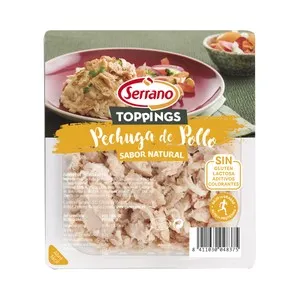 SERRANO Fiambre de pechuga de pollo al natural, cortada en tiras SERRANO Toppings 140 g.