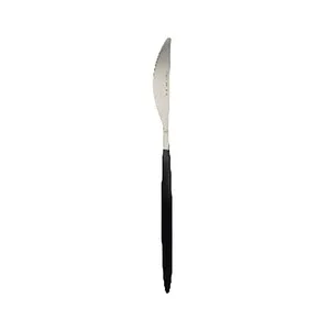 Cuchillo inoxidable con mango negro, ALCAMPO.