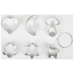 Pack de 6 cortadores para galletas de diferentes formas fabricados en acero inoxidable, ACTUEL.