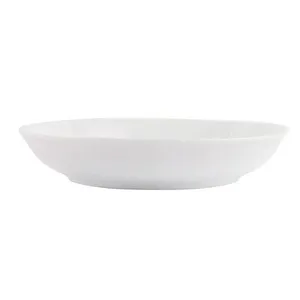 Plato hondo fabricado en porcelana de color blanco, de 21,5cm, Olympia ACTUEL