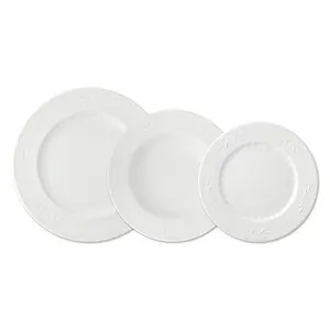 Vajilla completa de 12 piezas de porcelana Sevila SANTA CLARA.