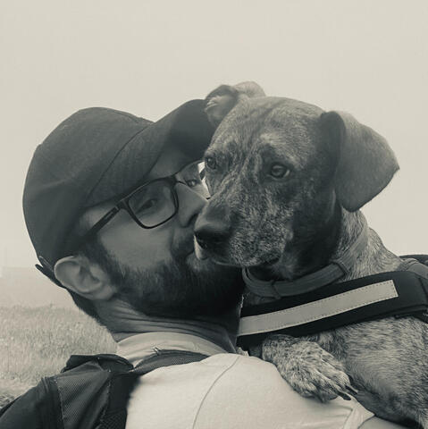 Daniel Cimorra, fundador de Comparaloo, en su espacio de trabajo.